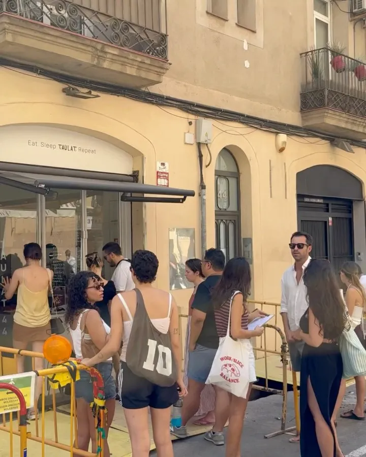 Cua a la porta de T.44